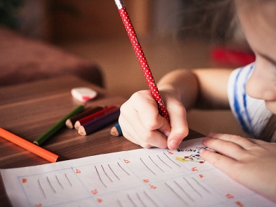 Come leggere e scrivere con il metodo Montessori