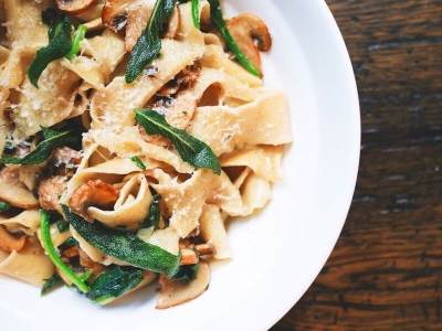 Idee di condimenti per la pasta con le verdure