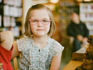 Sempre più bambini soffrono di miopia, ma i genitori non se ne accorgono