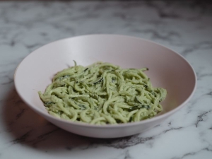 Il pesto di zucchine: una ricetta fresca e semplice