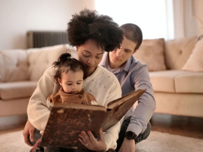 A che età cominciare a leggere i libri ai bambini